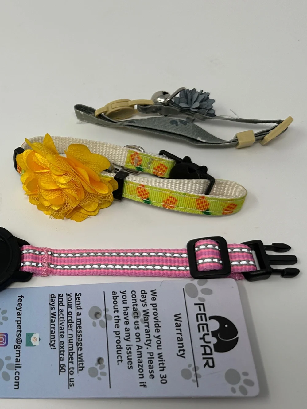 6 NEW cat collars 5 breakaway Collars Flower Accents + 1 with apple tag holder